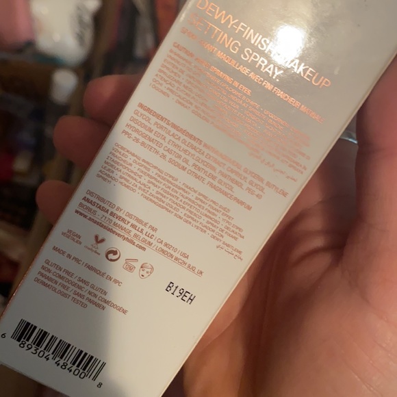 Setting spray - Picture 2 of 3